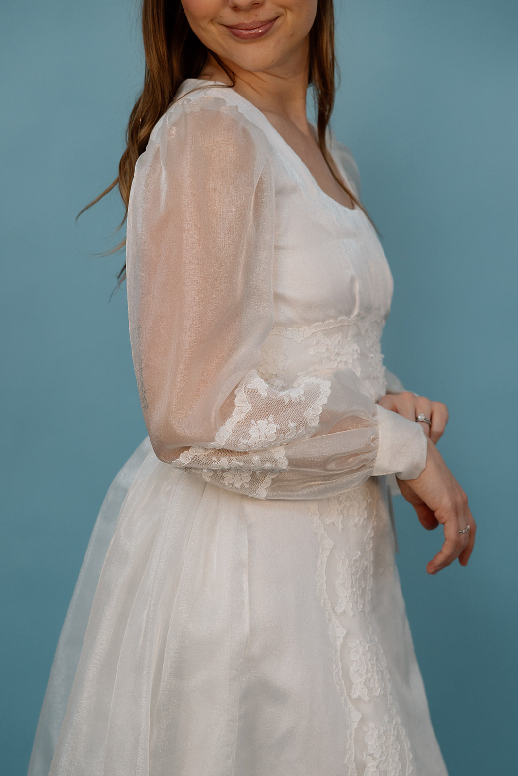 Lizzie: 1970s Iridescent Simple Dress with Detachable Train