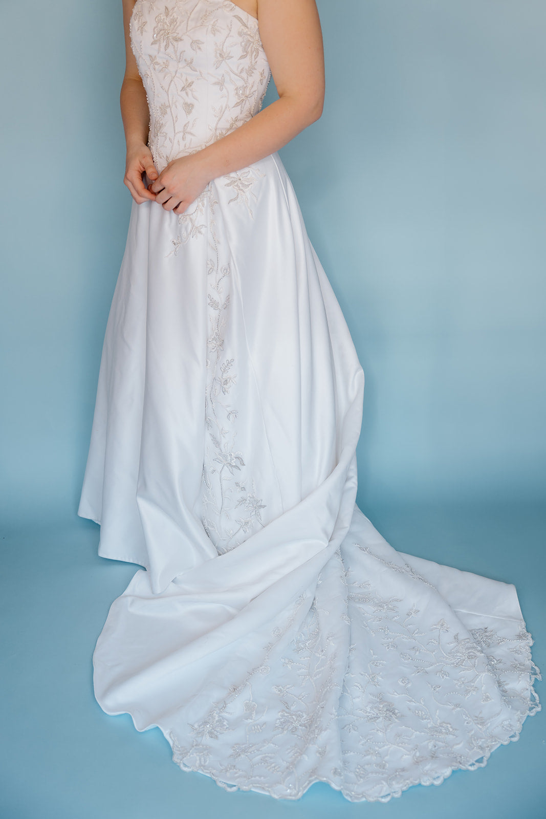 Vera: 2002 Wedding Gown with A-symmetrical bodice