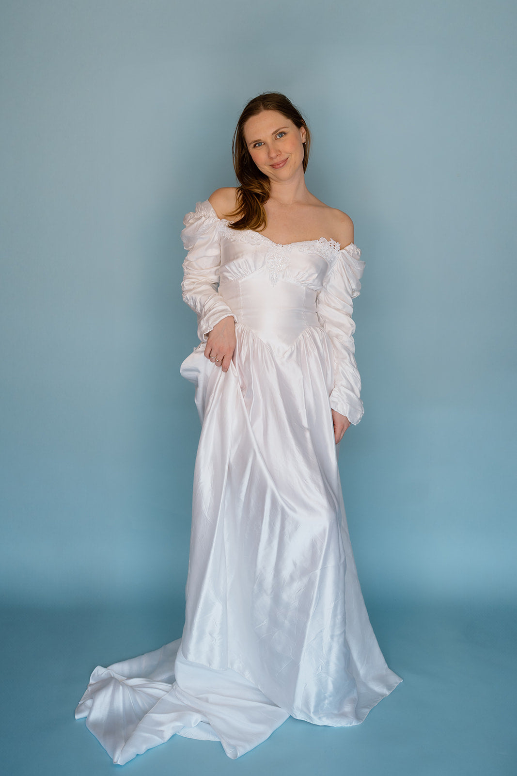 Sharon: White 1980s Gown with Rouched Long Sleeves – Juniper Lane