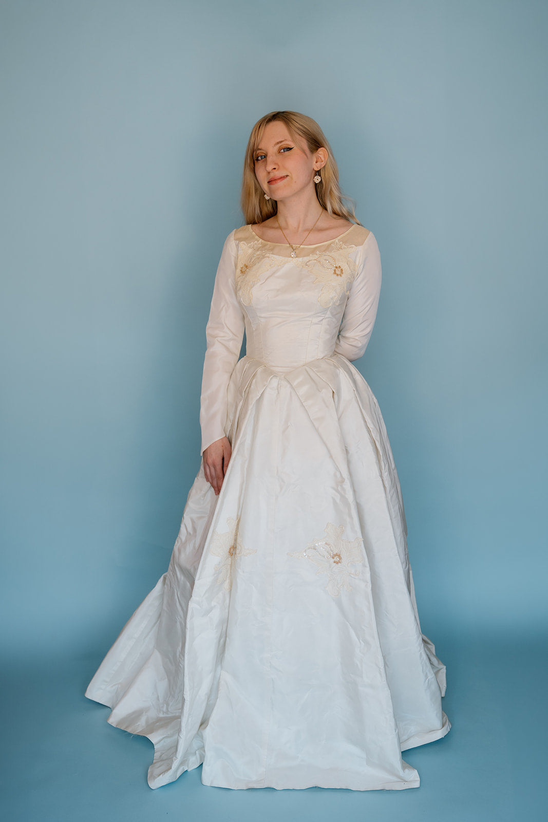 Carrie: 1950s ballgown with floral appliques and basque waist Juniper Lane Carrie: 1950s ballgown with floral appliques and basque waist Juniper Lane