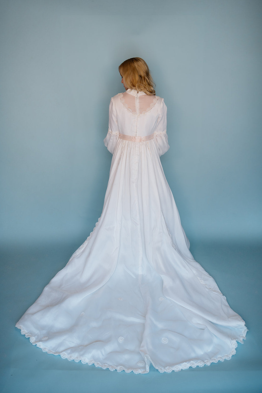 Linda: 1971 Wedding Dress with Daisies + Pink Ribbon