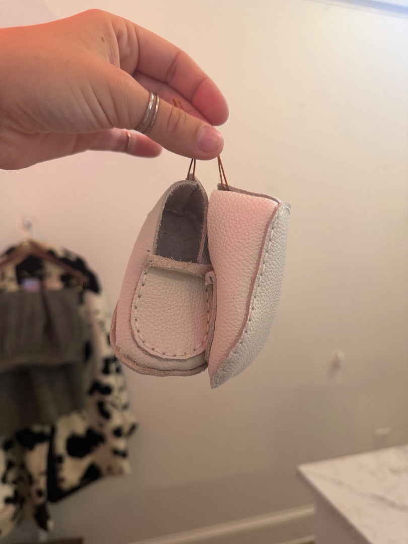 *Handmade Leather | Baby Shoes ()