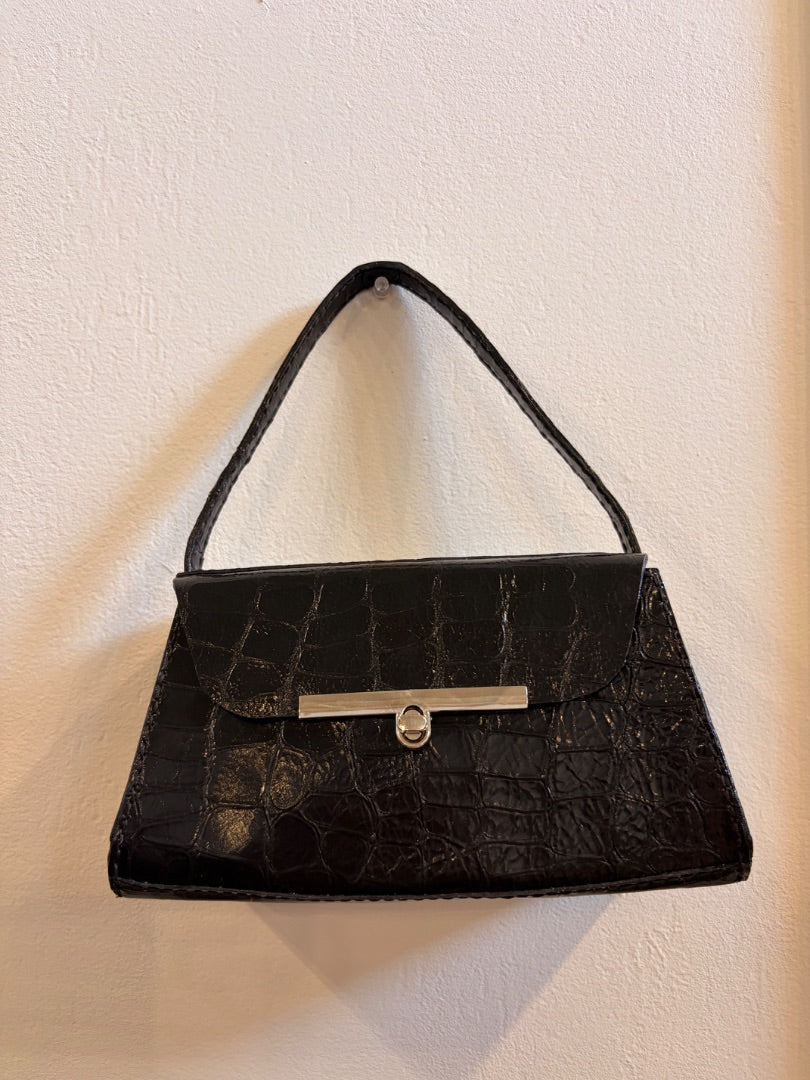 *Handmade Leather | Flap Top Shoulder Bag (Black Croc/Silver)