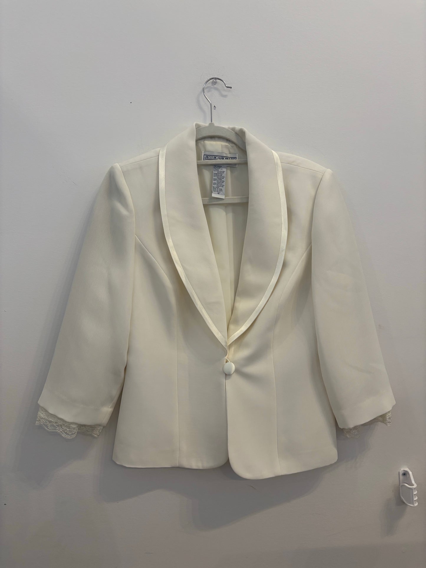 *Jessica Howard | Blazer (10)