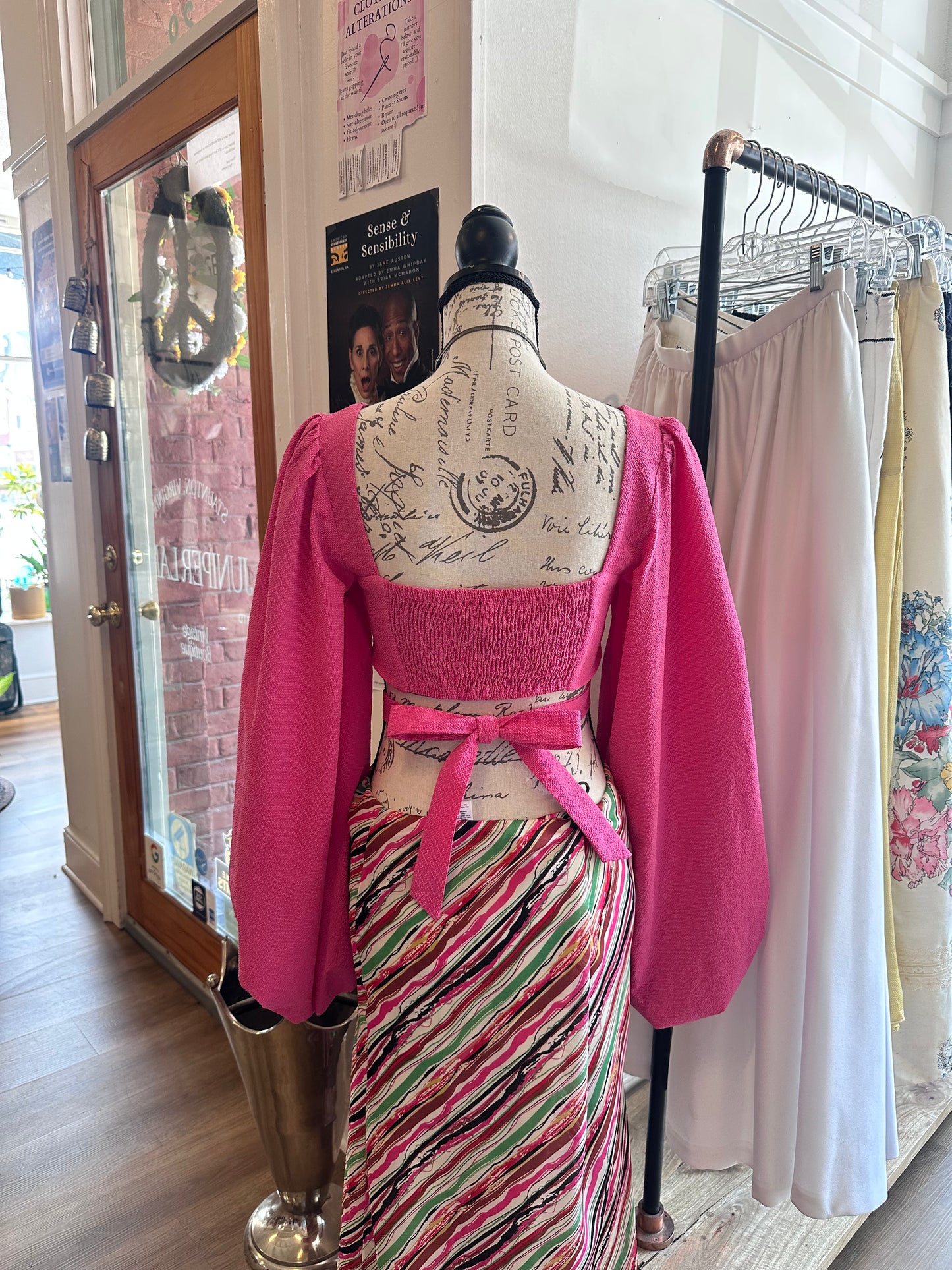 Pink Crop Top W/ Puffy Sleaves (S)