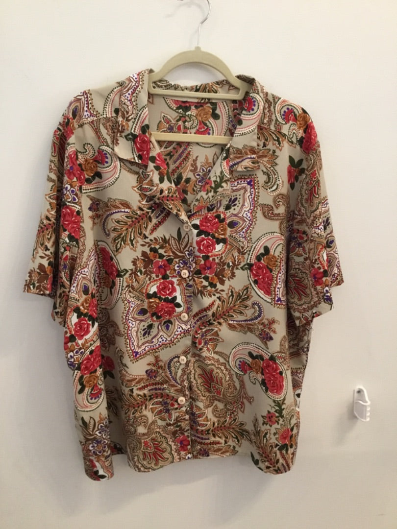 *No Label | Floral button up (L)