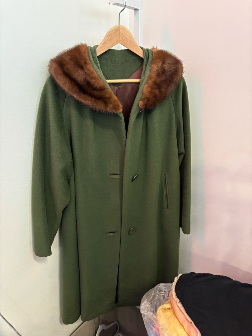 *VTG | Wool Coat, Fur Collar (S)