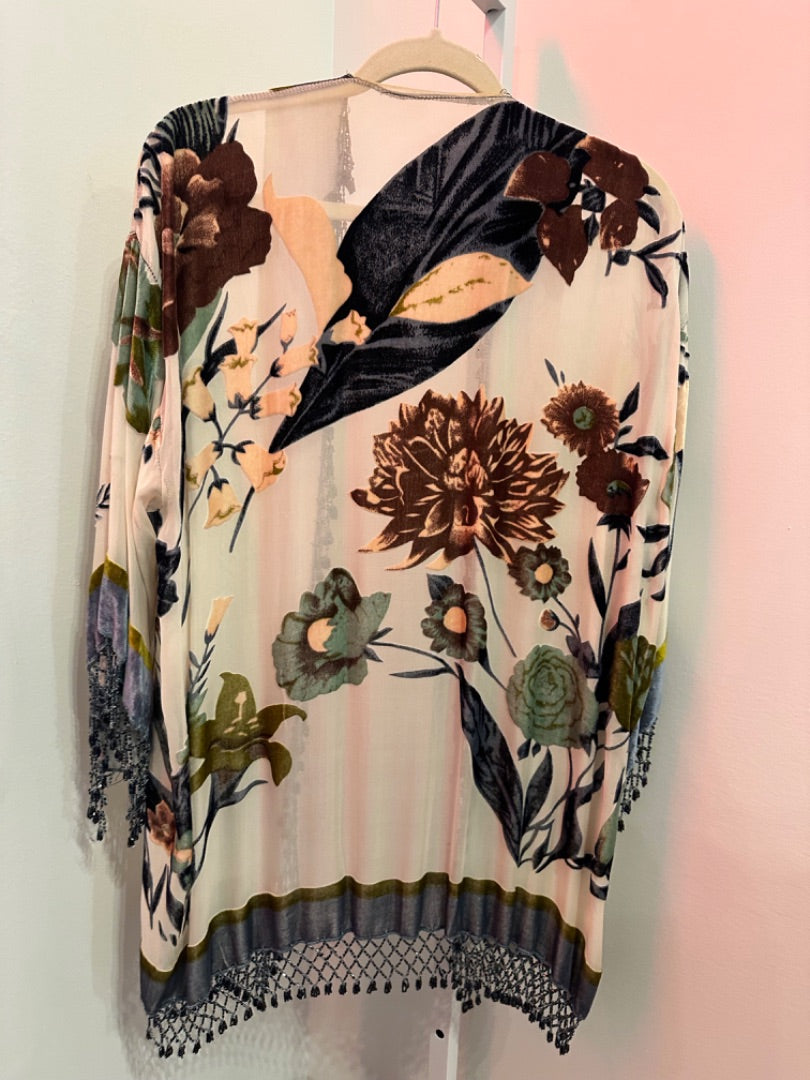 *Phifa | VTG Shawl (OSFM)