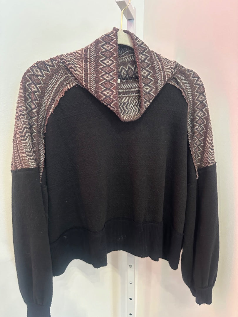 *We the Free | Sweater (M)