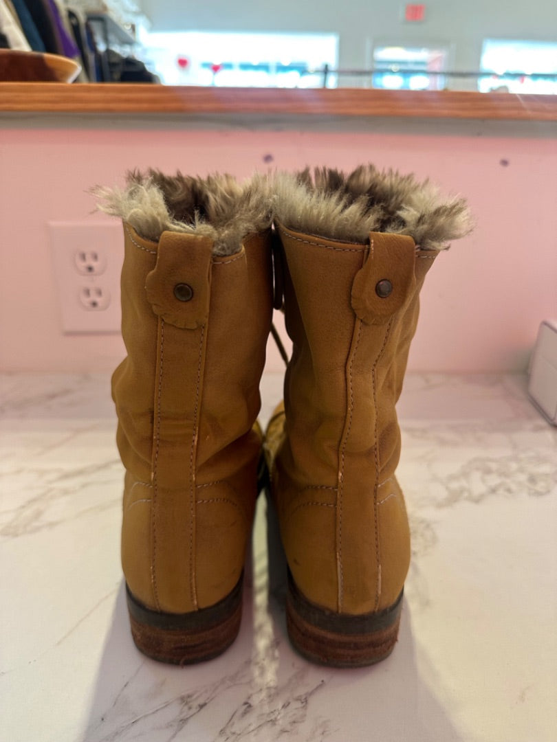 *Steve Madden | Winter Boots (8)