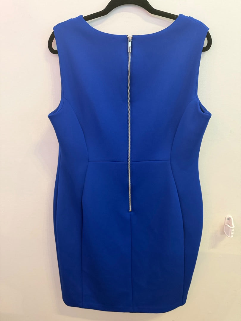 *Calvin Klein | Midi Dress (16)