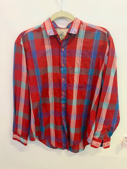 *Colours | Button Up (XL)