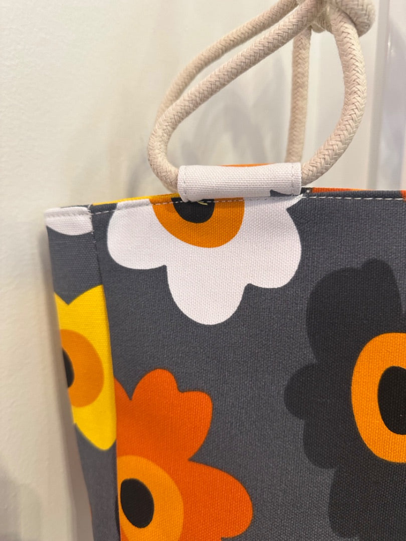 *Farmhouse is My Style  | Tote ()
