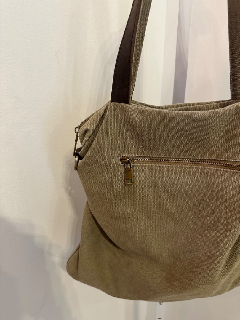 *Farmhouse is My Style  | Satchel ()