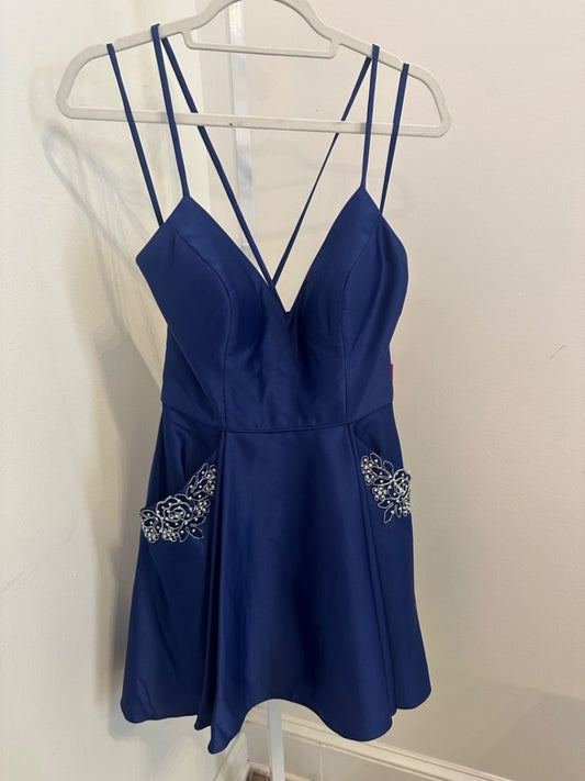 *Blondie | Formal Short Dress (5)