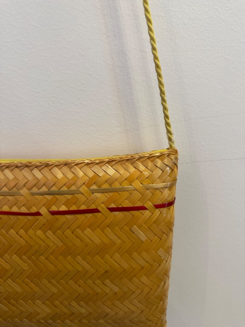*No Label | Woven Bag ()