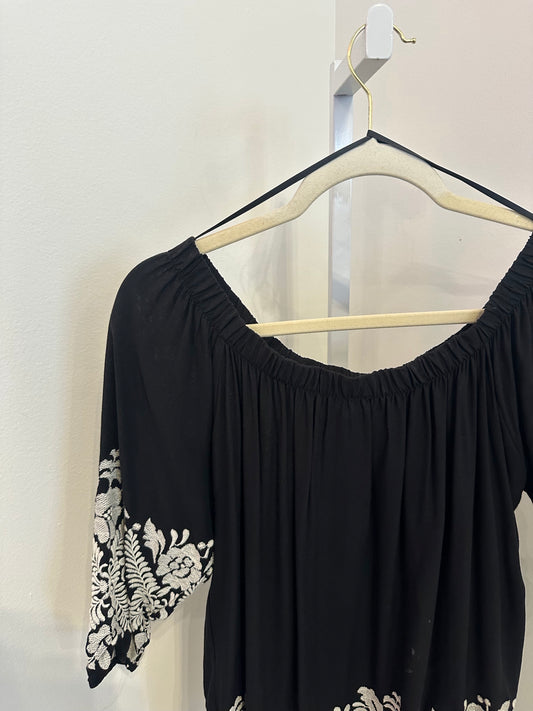 *Reneec | Flowy Top (M)