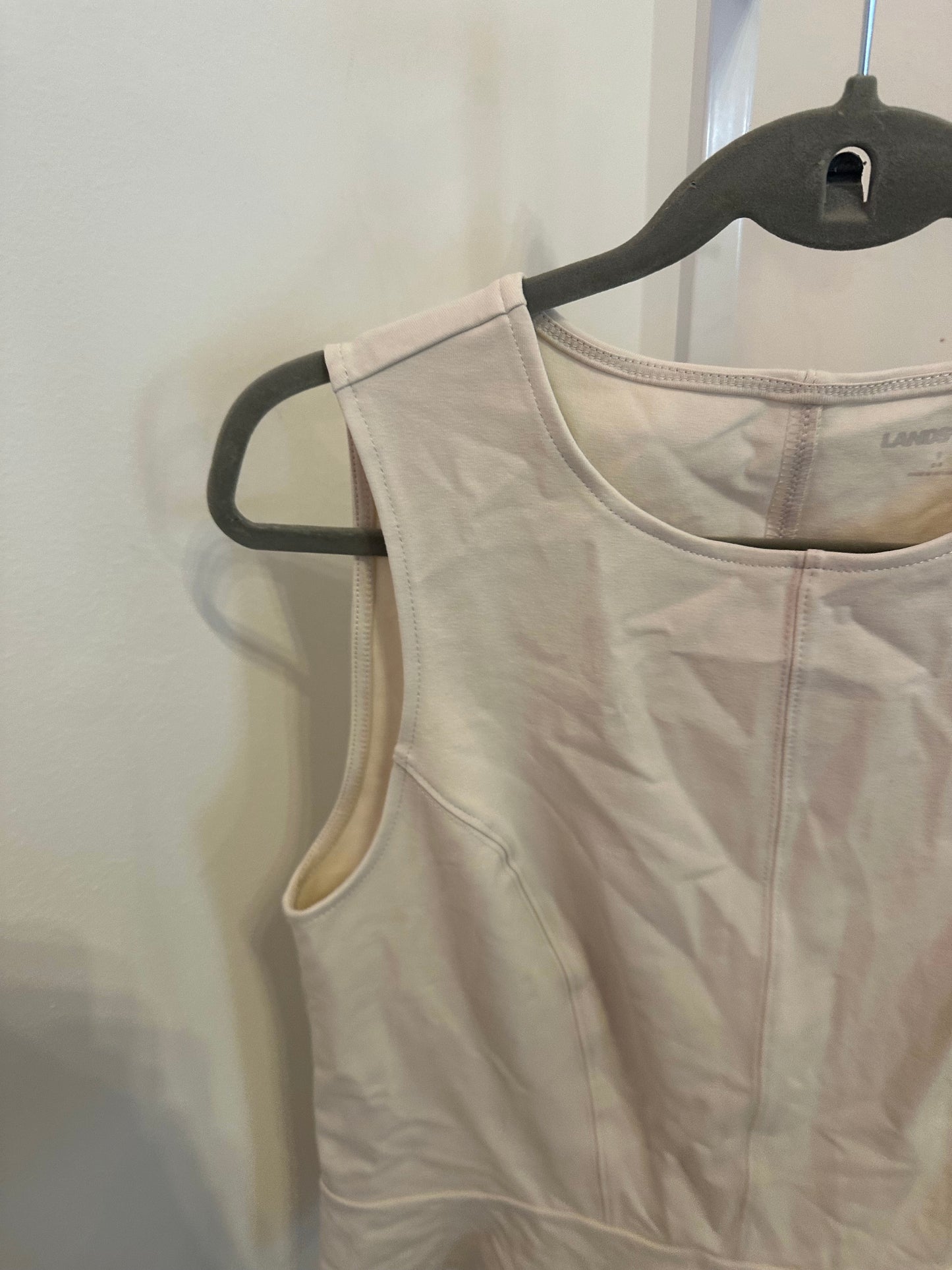 *Lands End | Stretchy Tank (S)
