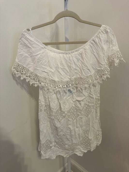 *blue island beach | Lacey Top (M)