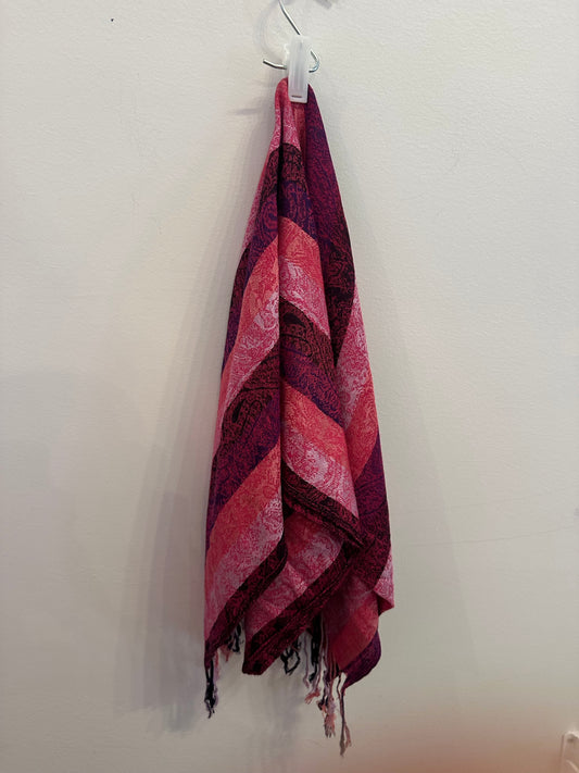 *No Label | Flowy Scarf (OSFM)