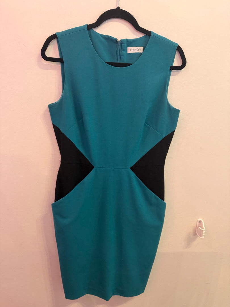 *Calvin Klein | Midi Dress (8)