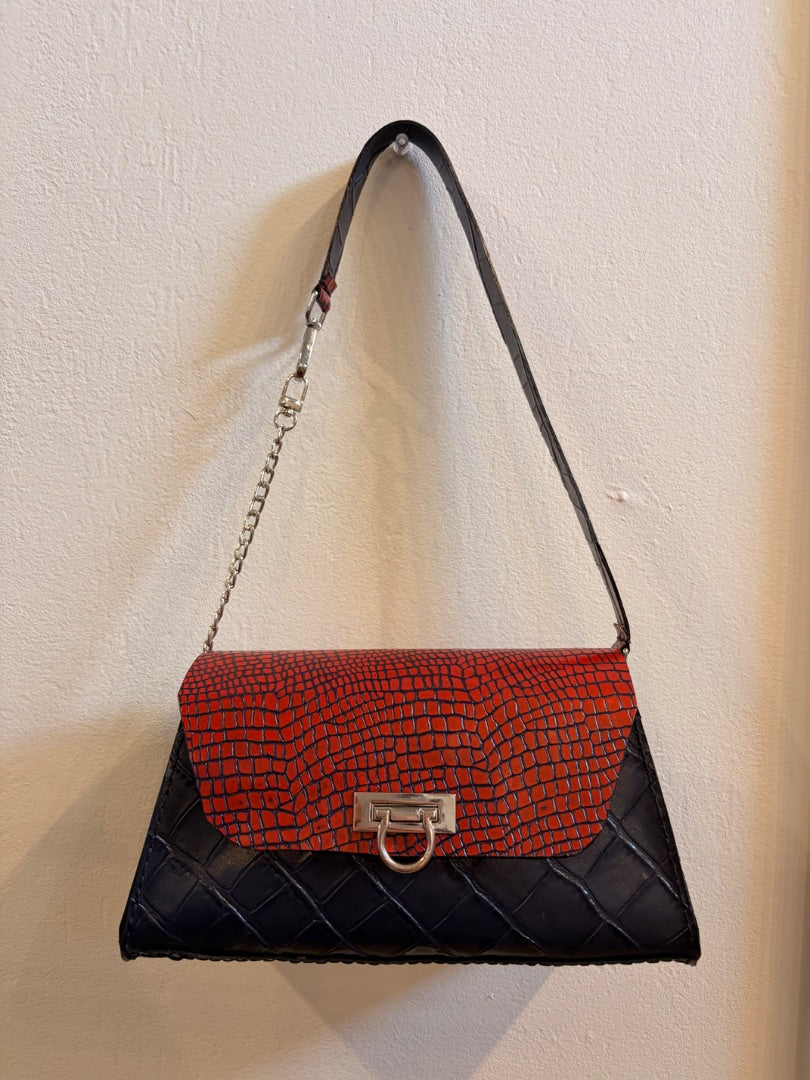 *Handmade Leather | Flap Top Purse (Black/Red Croc)