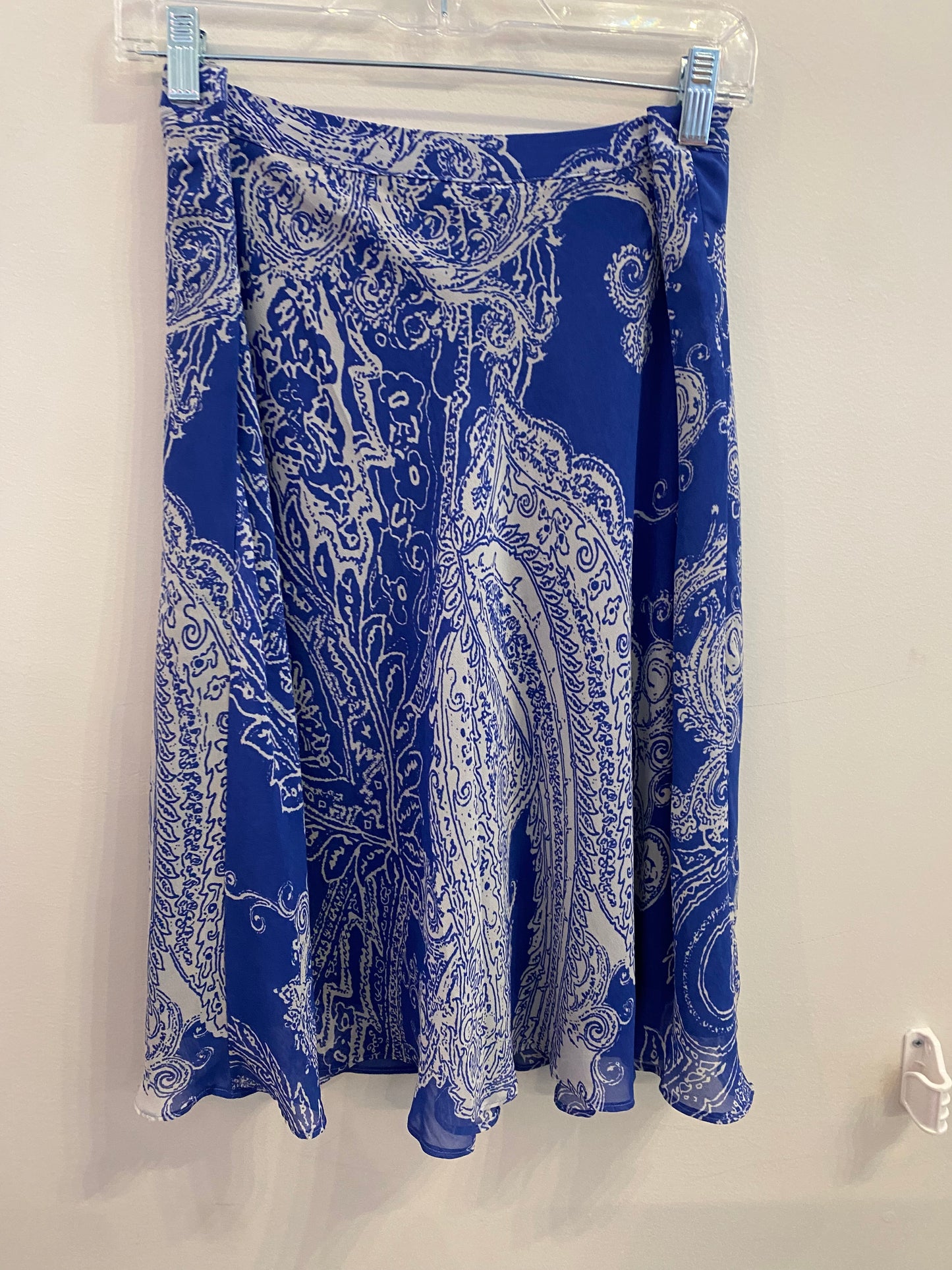 *Liz Claiborne | Knee Skirt (6)