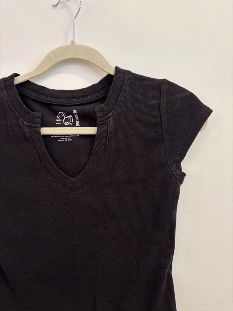*Perfect Fit | V Neck Tee (S)