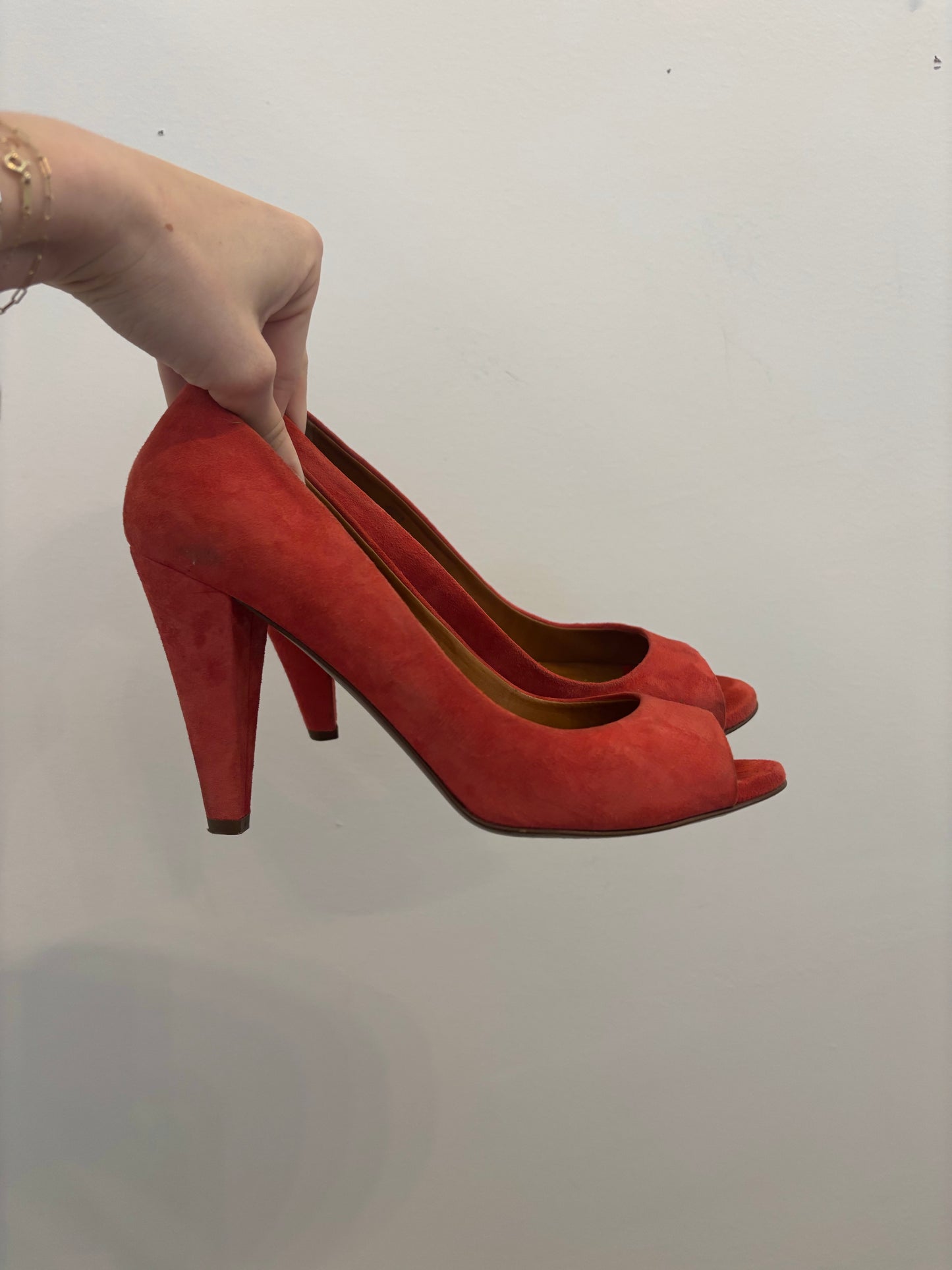 *1937 | Suede Heels (7.5)
