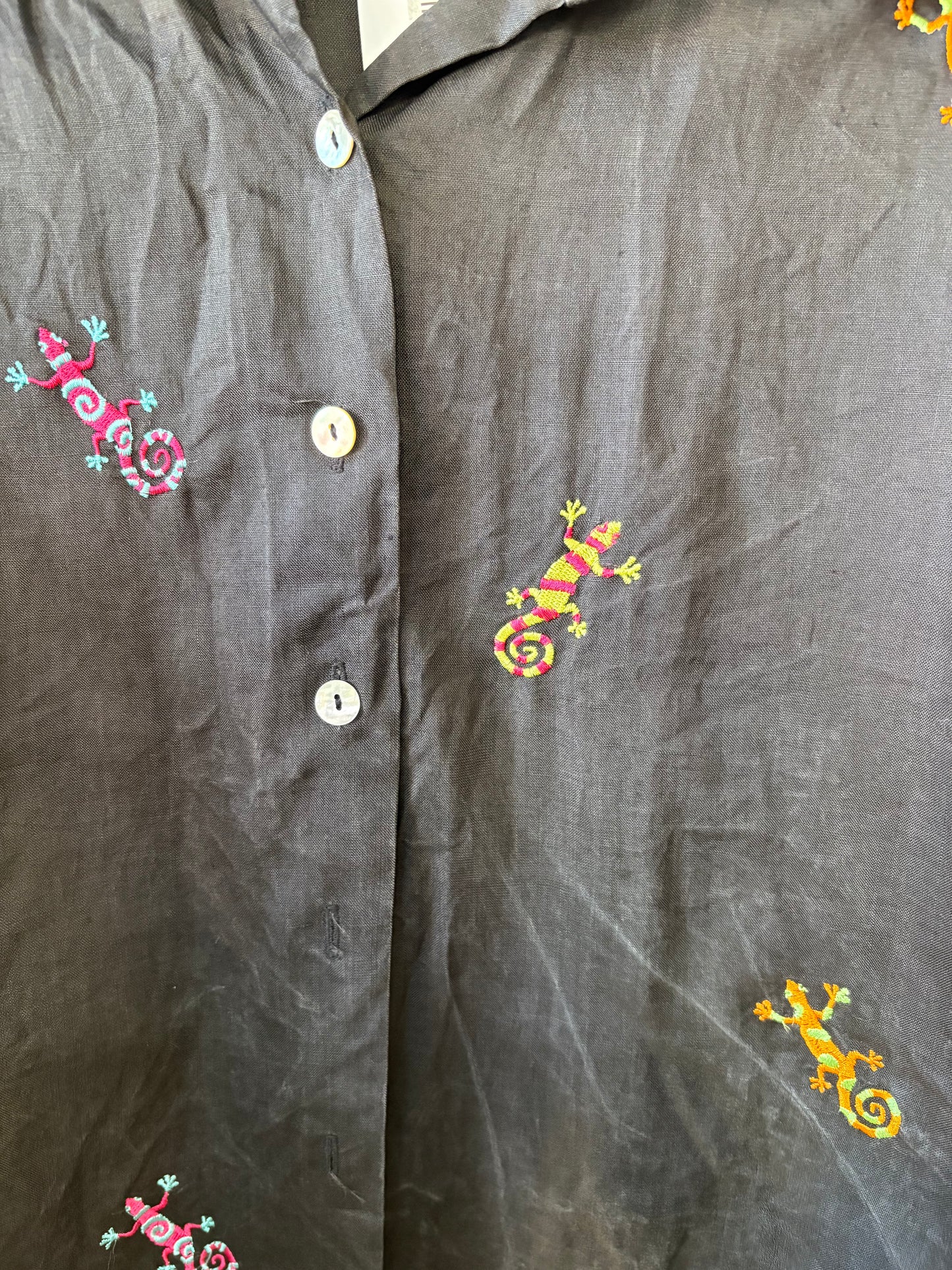 100% Linen Black Button Up W/ Geckos (XL)