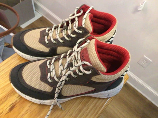 *TAOS | Hiking Boots (8.5)