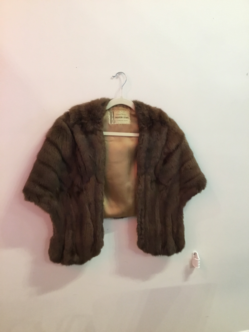 * | Mink Fur Cape (OSFM)