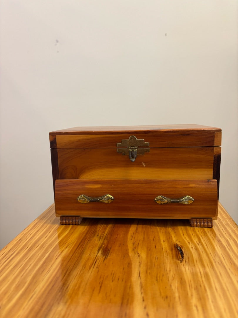 *VTG | Wooden Box (2 Layers)