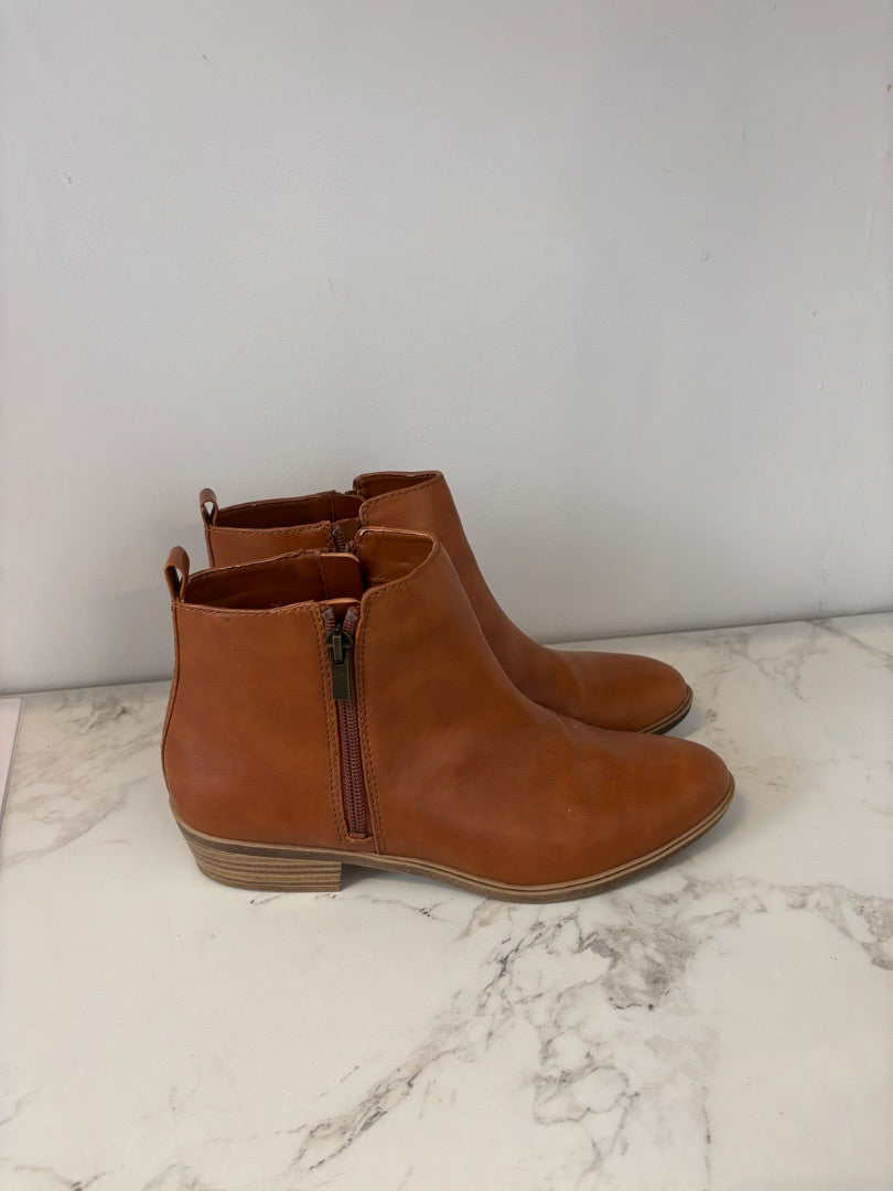 *Chaps | Leather Ankle Boots (8.5)
