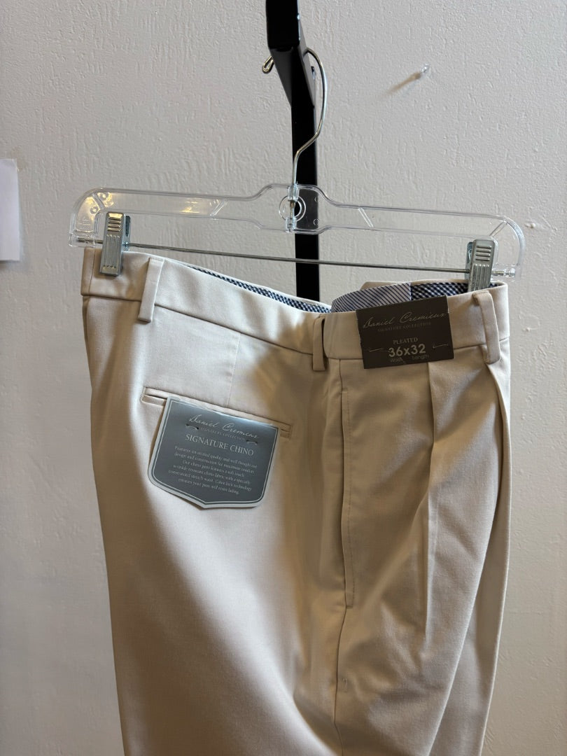 *Daniel Crémeux | Chino Pants (36x32)