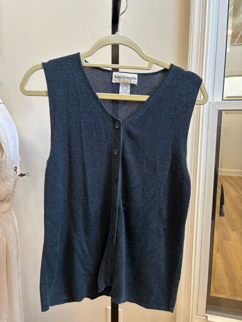 *Norton McNaughton | Sweater Vest (M)