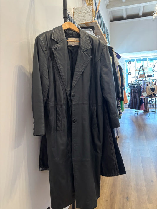 *Donna Pelle | Leather Trench Coat (XL)