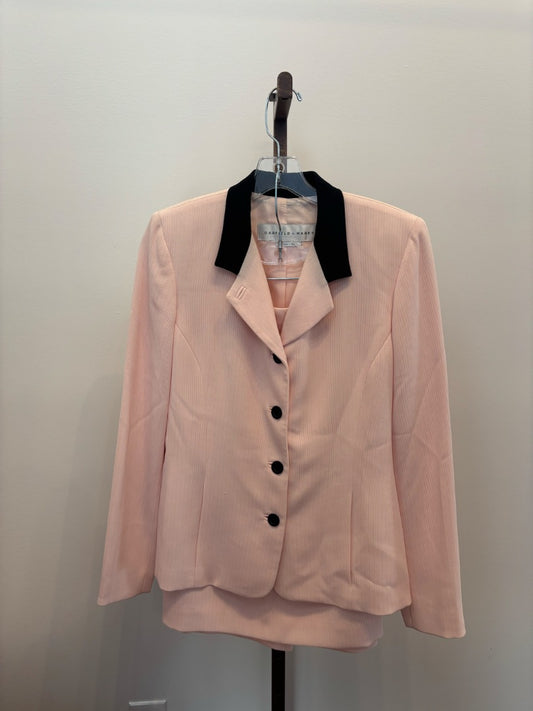 *Garfield & Marks | Blazer & Skirt Set (4)