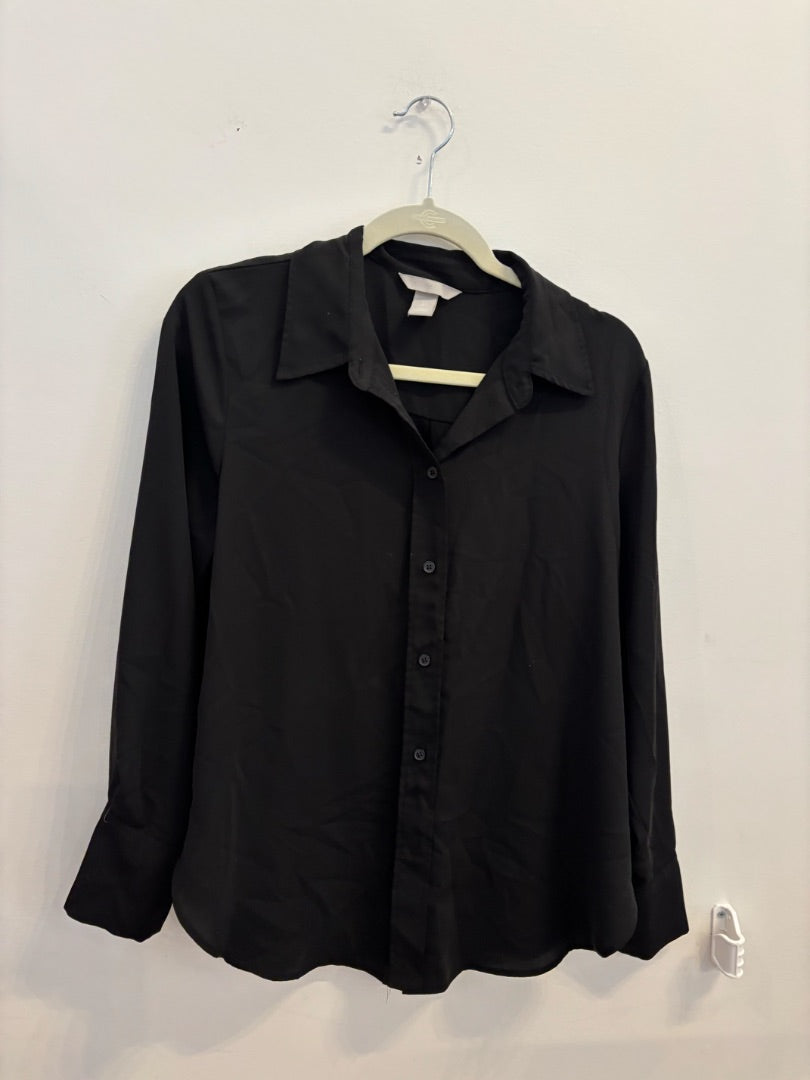 *H&M | Button Up (M)