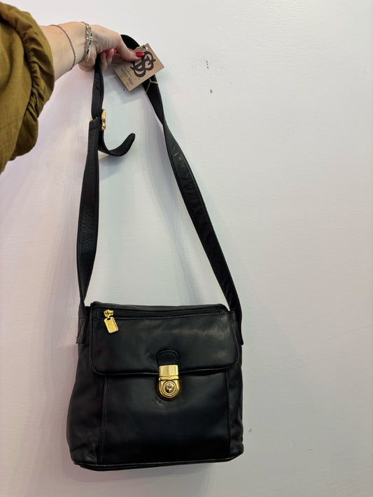*SilverBlue | Leather Purse (OSFM)