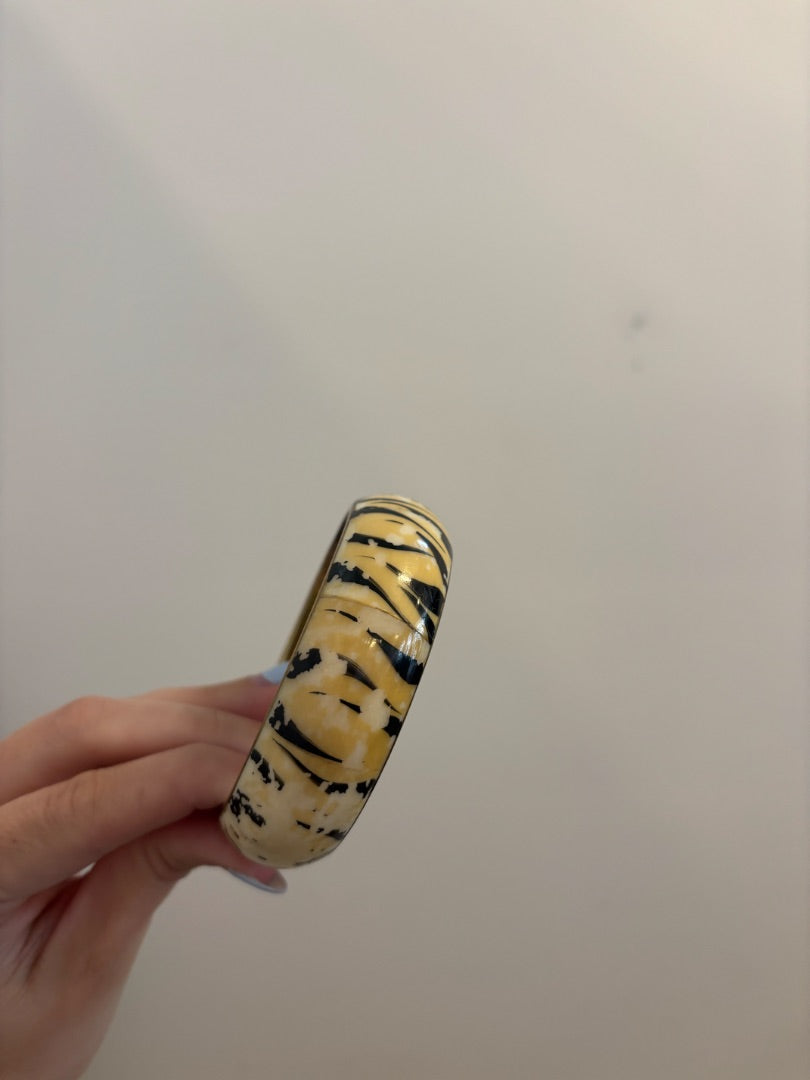 *VTG | Bangle Bracelet ()