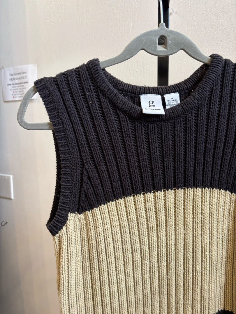 *G Knitwear | Sweater Vest (M)