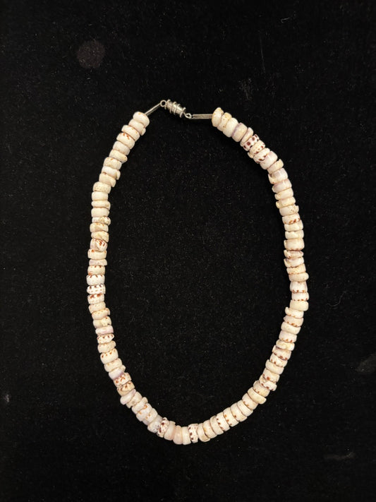 *VTG | Shell Necklace (Short)