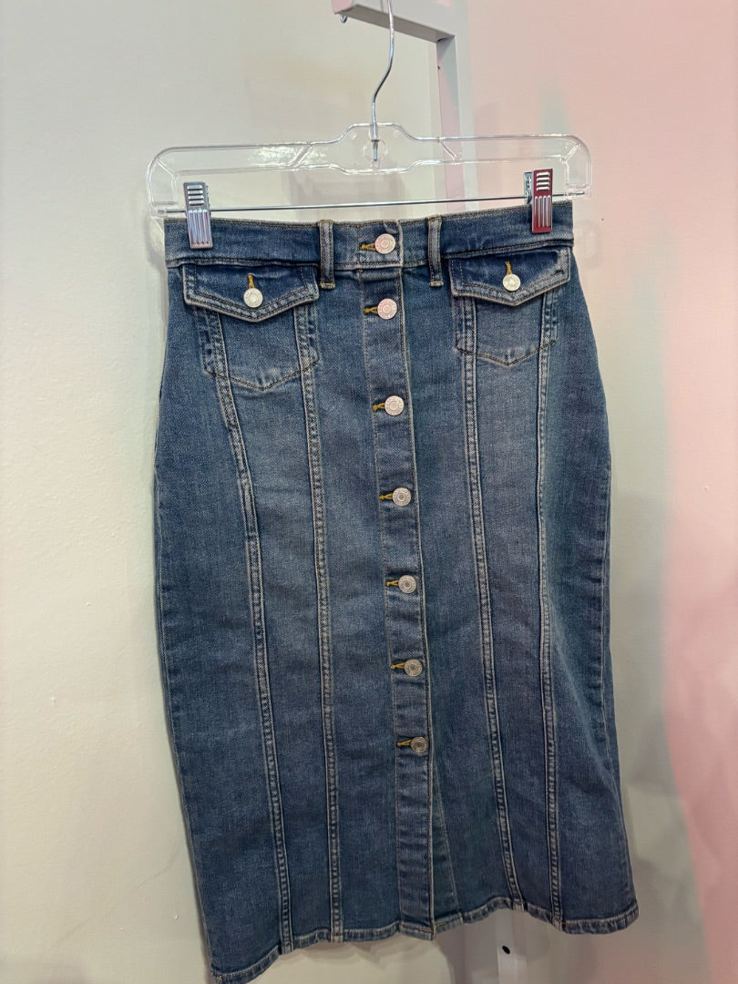 *GAP | Button Denim Skirt (25)